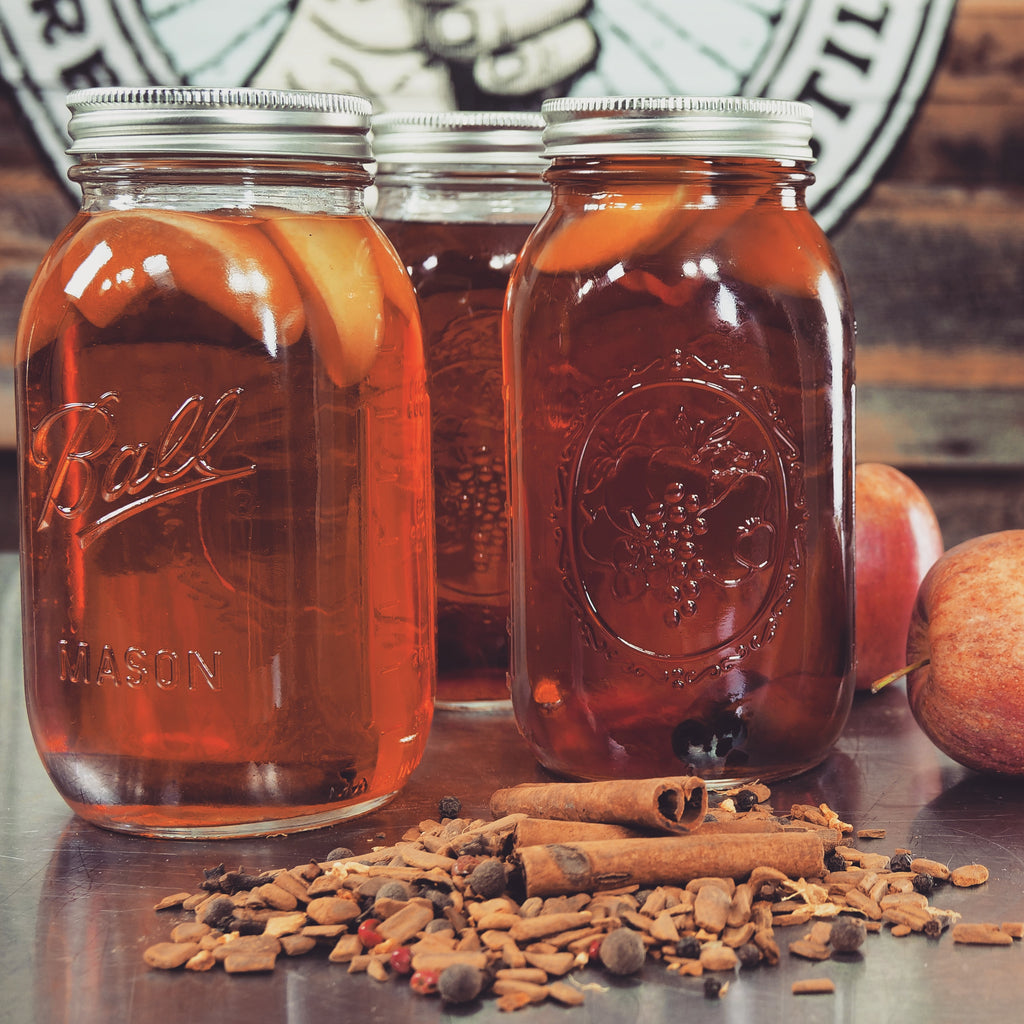 https://www.clawhammersupply.com/cdn/shop/articles/how_to_make_apple_pie_moonshine_recipe_1024x1024.jpg?v=1544664668